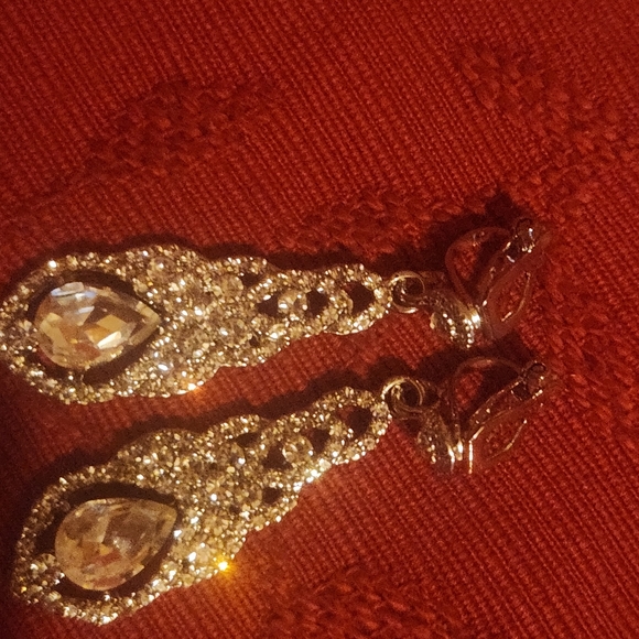 Silver crystal chandelier earrings - Picture 2 of 5